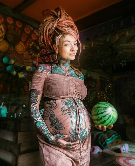 Maternity Pin Up, Morgan Riley, Morgin Riley, Tattooed People, Blonde Dreads, Nude Artwork, Tattoed Women, Male Models Poses, Hippie Hair