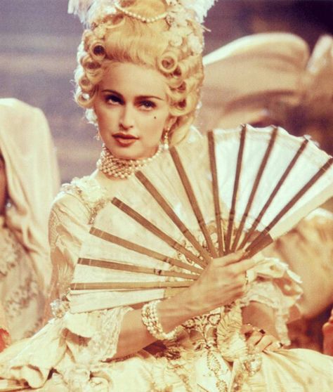 Madonna MTV VMA 1990 Rococo Hairstyles, Madonna Vogue, Golden Age Of Piracy, Rococo Fashion, Mtv Awards, Period Dress, Pretty Dolls, Candy Shop, Marie Antoinette