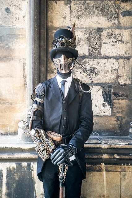 Steampunk Mystery Man in Black (article includes halloween costume tip involving second skin suits) - For costume tutorials, clothing guide, fashion inspiration photo gallery, calendar of Steampunk events, & more, visit SteampunkFashionGuide.com Fantasy Steampunk Outfit Male, Steampunk Clothing Male, Suits Steampunk, Men’s Steampunk Fashion, Male Steampunk Fashion, Steampunk Costume Male, Steampunk Conductor, Steampunk Male, Steampunk Halloween Costumes