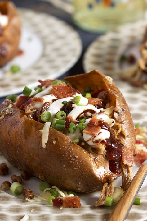 Pork Stuffed Sweet Potatoes, Stuffed Sweet Potatoes, Pulled Pork Leftovers, Apple Pork Chops, Bruschetta Ingredients, Loaded Sweet Potato, Top Chicken Recipes, Homemade Tacos, Homemade Taco Seasoning