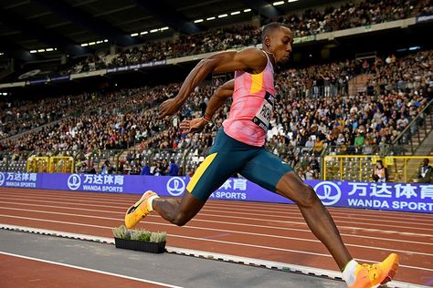 DL Final Men’s Triple Jump — Third Trophy For Pichardo - Track & Field News Triple Jump, Track Meet, Great Smiles, Track And Field, Personal Branding, Looking Back, Track