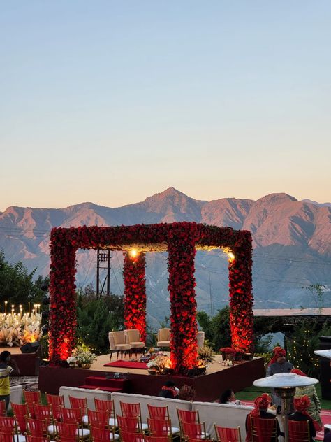 #Wedding #Indian-wedding #Traditional-wedding #Red-wedding #Destinationwedding Red Mandap Decor, Red Indian Wedding Decor, Phera Mandap Decor, Marriage Mandap, Mandap Decor Indian, Mandap Setup, Indian Mandap, Sunset Wedding Theme, Vidhi Mandap