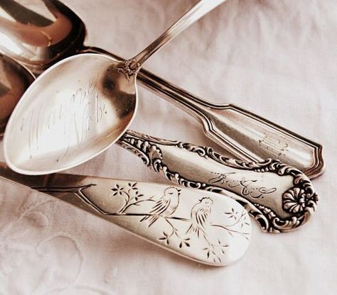 Spoon Aesthetic, Dinner Ware, Silver Napkin Rings, Vintage Cutlery, Pretty Tables, Hearth And Home, Vintage Silverware, Silver Flatware, Silver Spoon