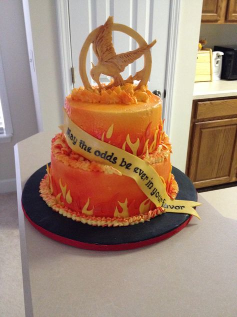 Hunger Games Catching Fire cake Fire Birthday Cake, Hunger Games Birthday, Hunger Games Cake, Fire Birthday, Games Cake, Fire Cake, Hunger Games Party, Hunger Games Wallpaper, 13th Birthday Party