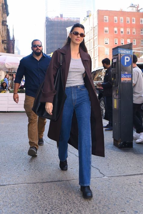 Model Off Duty Style Winter, Sunlife Organics, Model Off Duty Style 90s, Street Fashion Inspiration, Model Off Duty Style, Modest Street Fashion, Kendall Jenner Street Style, Cold Fashion, Models Off Duty Style