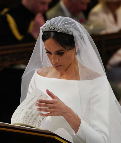 Meghan Markle Wedding Pictures, Royal Wedding Harry, Harry And Meghan Wedding, Princ Harry, Meghan Markle Wedding Dress, Bridal Manicure, Harry Wedding, Wedding Manicure, Meghan Markle Wedding