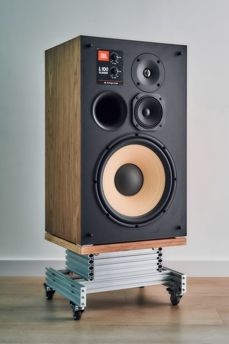 Diy Sound System, Jbl L100, Vinyl Setup, Speaker Stands Diy, Hifi Room, Bookshelf Speaker Stands, Frame Drums, Jbl Speakers, Audiophile Listening Room