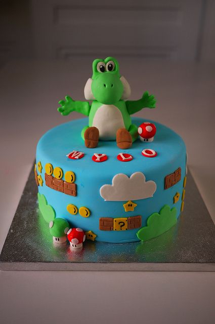 Yoshi Cake by Oooh My Cake! (happy day), via Flickr Nintendo Cake Ideas, Yoshi Birthday Cake, Yoshi Egg Cake, Lemon Cake Nintendo Switch, Bowser Cake, Yoshi Cake, Yoshi Party, Mario Brother, Halloween Cake Design