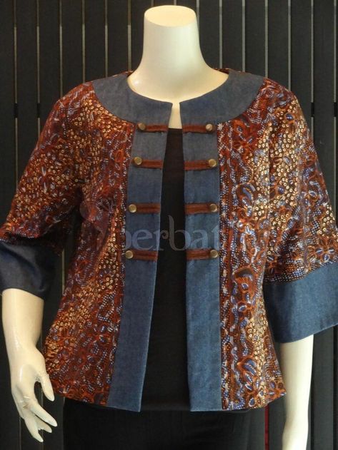 Blazer Batik, Batik Kimono, Batik Blazer, Mode Batik, Ankara Blouses, Outer Batik, Model Batik, Batik Kebaya, Tenun Ikat