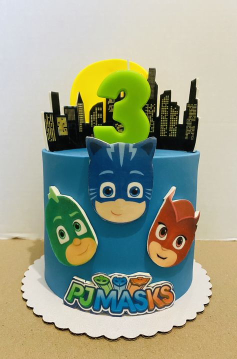 Pastel PJ Masks 💕 Pj Mask Cake Ideas, Pj Mask Birthday Cake, Pj Mask Cake, Pj Masks Birthday Cake, Playdough Party, Spiderman Birthday Party Decorations, Sweet Birthday Cake, Pj Masks Birthday Party, Pj Mask Party