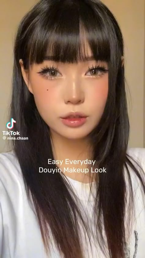 Easy Douyin Makeup, Douyin Tutorial, Soft Dewy Makeup, Douyin Makeup Tutorial, Lol Makeup, Makeup Full Face, Dolly Makeup, Ulzzang Makeup Tutorial, Makeup Looks Everyday