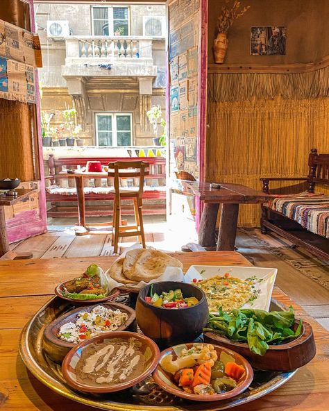 Best Restaurants In Cairo, Cairo Egypt Food, Cairo Egypt Aesthetic, Cairo Downtown, Egypt Restaurant, Food In Egypt, Cairo Aesthetic, Cairo Restaurant, Egyptian Restaurant