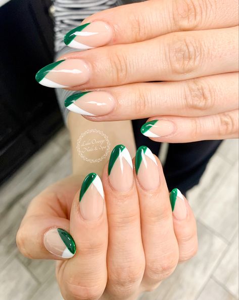 Green Nail Inspiration, Modern French Tip, French Tip Designs, White French Tip Nails, Green French Tip, White And Green Nails, St Patrick's Day Nails, White Tip Nails, March Nails