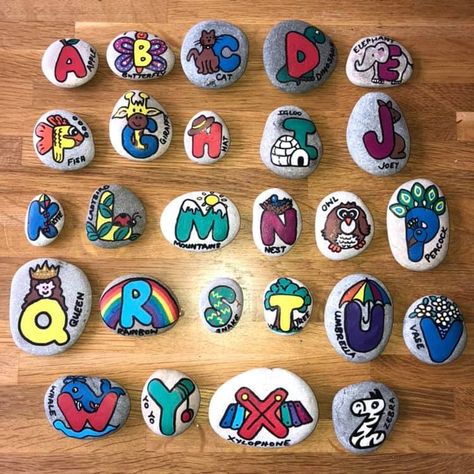 Rock Painting Ideas Letters, Alphabet Rocks Painted, Painted Rocks With Names, Alphabet Rocks, Rock Painting Idea, Kid Rocks, Kids Story, Story Stones, Happy Stones