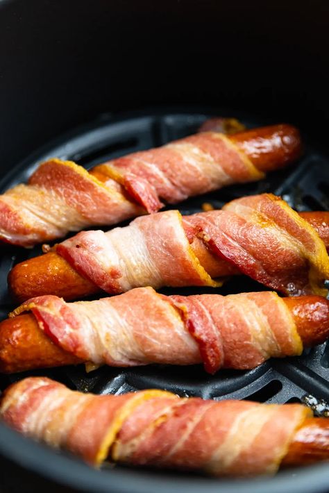 Air Fry Meals, Air Fryer Hot Dogs, Hormone Healing, Pig In A Blanket, Low Carb Bun, Bacon Wrapped Hotdogs, Bacon Hot Dogs, Air Fryer Recipes Keto, Wrapped Hot Dogs