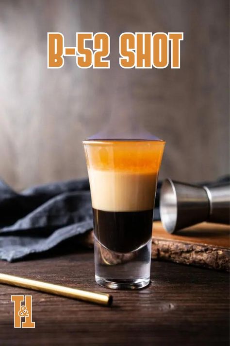 Get ready to spice up your party with this irresistible B-52 shot recipe; it’s photogenic for your Instagram and packed full of delicious creamy and sweet flavors. B 52 Shots, B52 Shot Recipes, B52 Drink, Cocktail B52, B52 Shot, Baileys Irish Cream Coffee, Irish Cream Coffee, Cozy Drinks, Irish Cream Liqueur