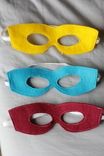 kids-dress-up-super-hero-mask1 Hero Mask, Superhero Masks, Superhero Capes, Mask Pattern, Operation Christmas Child, Kids Dress Up, Sewing Projects For Kids, Superhero Birthday, Superhero Party