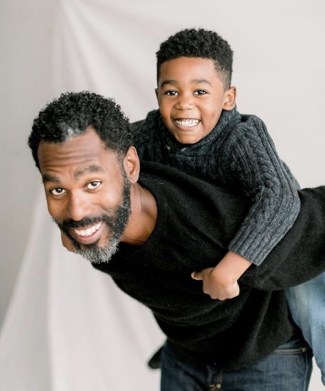 Black Dads Matter Father Son Pictures, Father Son Photography, Father Son Photos, Shooting Studio, Hispanic Men, Father And Baby, Photoshoot Studio, Black Fathers, Girl Dad