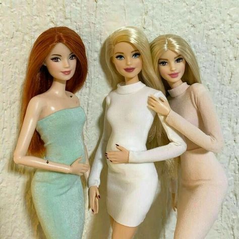 Chanel Oberlin, Barbies Pics, Dress Barbie Doll, Barbie Images, Barbie Fashionista Dolls, Barbie Dress Fashion, Barbie Model, Barbie Gowns, Doll Clothes Barbie