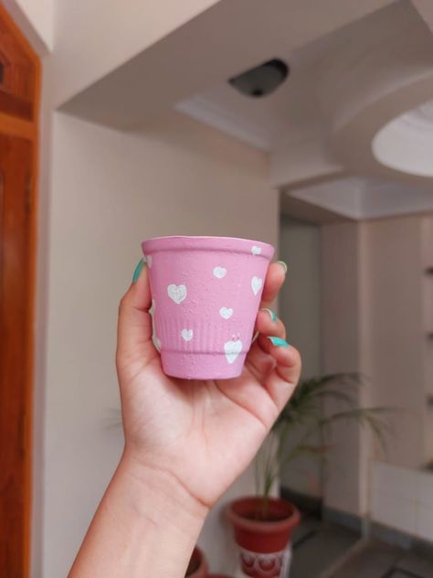 Kullad Chai Cups Diy, Mud Clay Craft, Kullad Chai Cups Painting, Kulhad Diy Ideas, Kulhad Decoration Ideas, Mud Cup Painting, Glass Pot Painting, Kulhad Painting Ideas, Kulhad Art