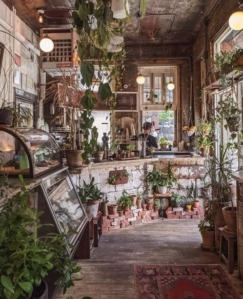 Greenhouse Cafe, Bookstore Cafe, Coffee Shop Interior Design, Dream Cafe, Cozy Coffee Shop, Coffee Shops Interior, Plant Shop, Decoration Restaurant, Plant Aesthetic