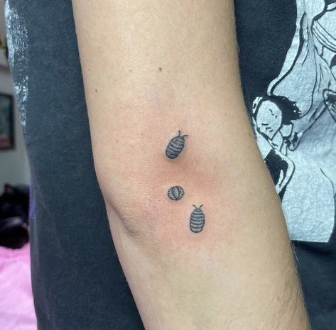 Small Bug Tattoo Simple, Color Bug Tattoo, Small Moth Tattoo Simple, Woodlouse Tattoo, Bug Stick And Poke, Pillbug Tattoo, Nostalgia Tattoo Ideas, Potato Bug Tattoo, Silly Small Tattoos