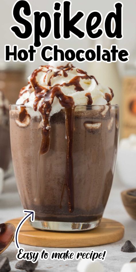 Hot Chocolate Alcoholic Drinks, Chocolate Alcoholic Drinks, Vodka Hot Chocolate, Hot Alcoholic Drinks, Alcoholic Hot Chocolate, Spiked Hot Chocolate Recipe, Spiked Hot Cocoa, Alcohol Chocolate, Chocolate Drink Recipes