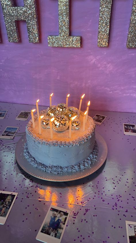 #disco #birthday #birthdayparty #discoparty #mirrorball #eras Mirror Ball Birthday Cake, Cake With Disco Ball, Mirror Ball Birthday, Disco Ball Birthday Cake, Mirrorball Party, Disco Birthday Cake, Eras Birthday Party, Disco Ball Cake, Disco Cake