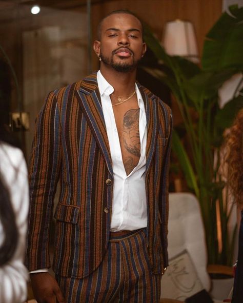 Trevor Jackson Aesthetic, Trevor Jackson, Build A Bridge, Chris Brown Videos, Dapper Suits, Male Outfits, Journal Stuff, Deep Breaths, Dope Outfits For Guys