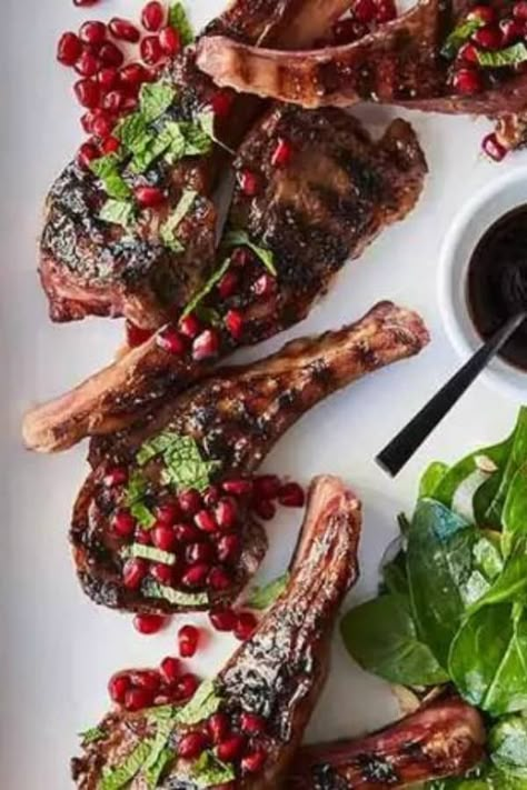 These pomegranate-maple glazed lamb chops are as simple to cook as chicken! All you have to do is grill them for 8 minutes, and then you will have an wonderful, Christmas eve party-ready entrée! #ChristmasEveDinnerIdeas #Recipes #Christmas Pomegranate Dishes, Nontraditional Christmas Dinner, Pomegranate Lamb, Lamb Side Dishes, Dish Decoration, Best Ina Garten Recipes, Pomegranate Recipes, Cooking For 2, Ina Garten Recipes