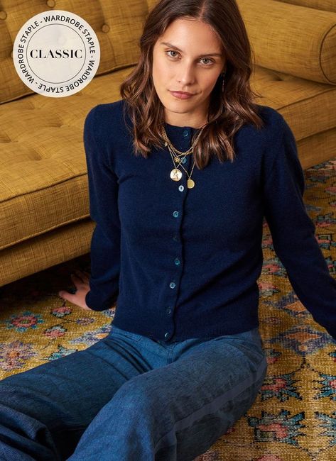 Dark Blue Cardigan Outfit, Wool Cardigan Outfit, Blue Cardigan Outfit, Dark Blue Cardigan, Light Blue Cardigan, Cardigan Outfit, Classic Cardigan, Cardigan Outfits, Casual Cardigans