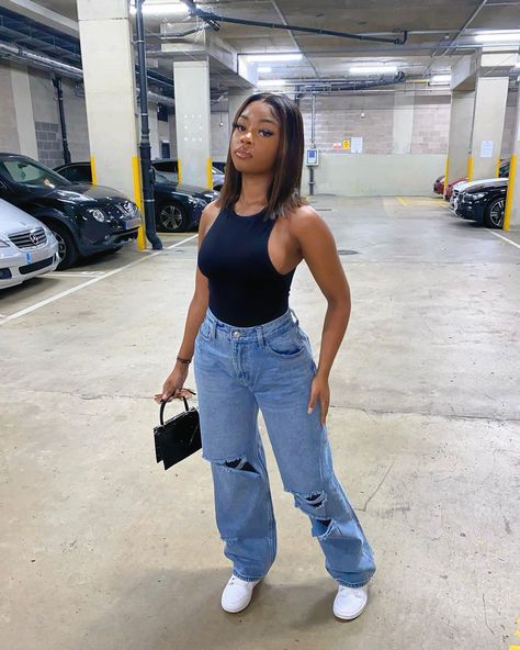 Tomboy Style Outfits, Parking Garage, Girls Summer Outfits, Streetwear Fashion Women, Cute Swag Outfits, Mode Inspo, Baddie Outfits Casual, Dope Outfits