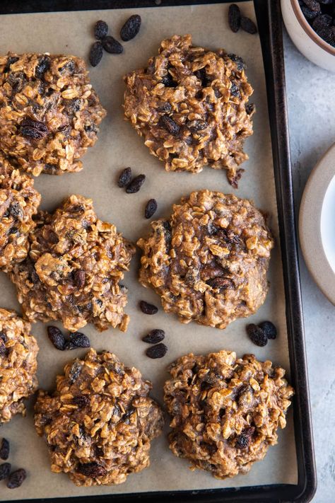 6-Ingredient Healthy Oatmeal Raisin Cookies - The Roasted Root Raisin Bran Cookies, Easy Healthy Oatmeal, Bran Cookies, Healthy Oatmeal Raisin Cookies, Oatmeal Raisin Cookies Healthy, Best Oatmeal Raisin Cookies, Vegan Oatmeal Cookies, Raisin Bran, Cookie Recipes Oatmeal Raisin