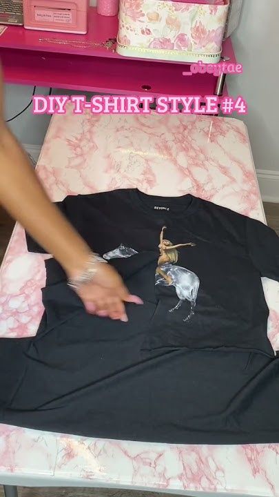 How To Cut Up A Shirt And Make It Cute, Cut Up Shirt Ideas Black Women, Cut Tshirt Ideas, How To Make A Tshirt Bigger, Different Ways To Cut A Shirt, Cheap Customizable T-shirt For Streetwear, Cut Shirt Designs Diy, Tshirt Design Cutout Diy, Cut Up Shirt Ideas