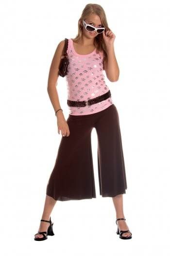 Limited Too Gauchos Gaucho Pants Outfit, Cute 2000s Outfits, Christian Girl Autumn, Early 2000s Nostalgia, 2000s Fashion Inspiration, Brown Pants Outfit, School Disco, Middle School Dance, School Dress Code