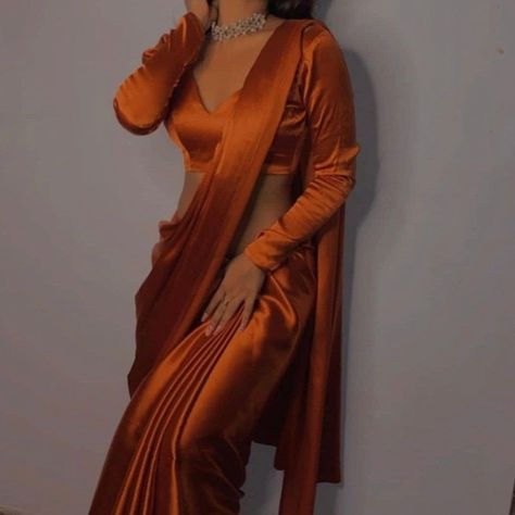 Pre-stitched copper/rust orange sarees . Brand new -blouse not included. Saree Looks, Bridesmaid Saree, Orange Saree, Desi Outfits, Indian Fashion Saree, Satin Saree, Desi Clothes, Unique Blouse, Curvy Women Outfits