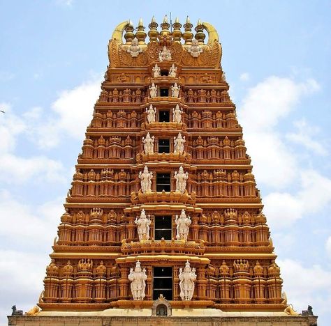 'Amazing details of a Gopuram of SriKanteshwara Temple in Nanjangud(Karnataka) Note details of stucco work.  The temple was originally built during the rule of western Ganga dynasty. Last time it was renovated by Wodeyar rulers.'  https://t.co/dr10q4jd77 Sada Shiva, Shiva Yoga, Art Competition Ideas, Indian Temple, Indian Architecture, Ancient India, Art Competitions, Hindu Temple, Incredible India