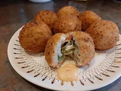 Deep-Fried California Roll Rice Balls Deep Fried California Roll, Fried California Roll, Sushi Ball, Sushi Fried, Sushi Spring Rolls, Fried Balls, Fried Sushi, Fried Pastry, Sausage Sauerkraut