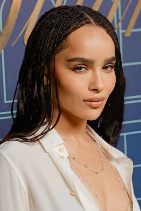 Zoe Kravitz Pixie, Zoe Kravitz Braids, Fall Hair Ideas, Braids Hairstyles Pictures, Protective Hairstyles Braids, Black Celebrities, Zoe Kravitz, Female Celebrities, Boho Braids