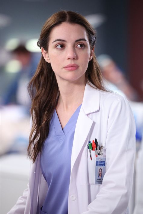 Adeline Kane, Cora Hale, Grey's Anatomy Doctors, Greys Anatomy Episodes, The Mikaelsons, Famous In Love, Adelaide Kane, American Princess, Actrices Hollywood