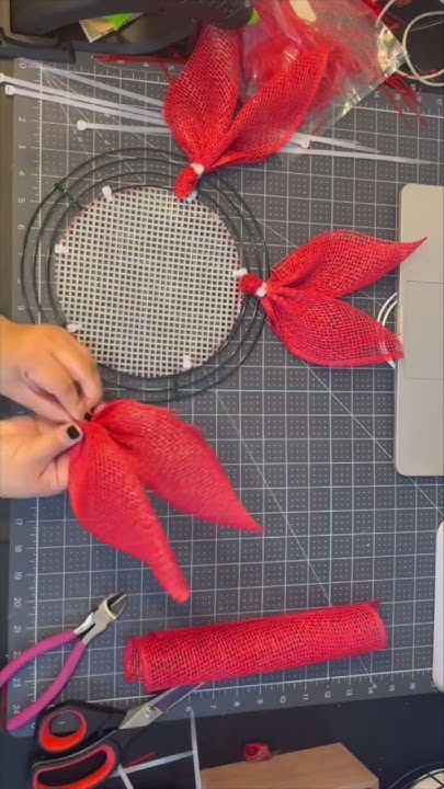 Poinsettia Wreath, holiday decor, Christmas crafts, Christmas decor, diy holiday decor Christmas Poinsettia Wreath, Christmas Decor Crafts Diy, Ponsetia Christmas Decor Diy, Best Christmas Wreaths, Pointsetta Craft, Christmas Flower Wreath, Christmas Deco Mesh Wreaths Diy, Decorative Mesh Ideas, Wreath Petals