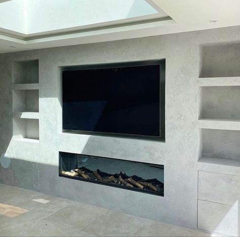 Media wall with fire place and Venetian plaster Venetian Plaster Tv Wall, Venetian Plaster Media Wall, Luxury Media Wall, Fireplace Luxury, Fireplace Feature, Media Walls, Fireplace Feature Wall, Feature Wall Living Room, Driven By Decor