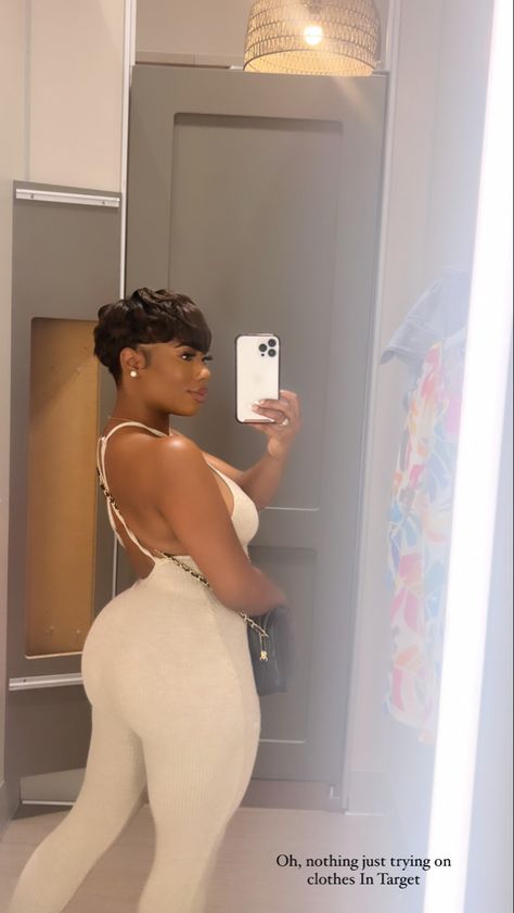 Dream Doll Short Hair, Cute Outfits For Pixie Haircut, Pixie Haircut For Black Women Plus Size, Light Brown Pixie Haircut Black Women, Black Haircuts Women, Finger Wave Pixie Cut, Short Pixie Hairstyles For Fine Hair, Outfits With Pixie Haircut, Outfits For Pixie Haircut