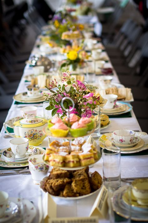 Afternoon tea on vintage cake stands and china by Itsy Bitsy Vintage for a village hall inspired wedding. Venue: The Storey, Lancaster, food by the Nice Bar & Restaurant, photo by Beanphoto. Vintage Wedding Cake Table, Wedding Food Table, High Tea Wedding, Breakfast Alternatives, Vintage Wedding Venues, Afternoon Tea Wedding, Cornish Wedding, Wedding Reception Hall, Vintage Tea Parties