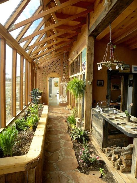 Earthship Home, Cob House, Earth Homes, Hus Inspiration, Earthship, Eco House, Natural Home Decor, Sustainable Home, House Goals