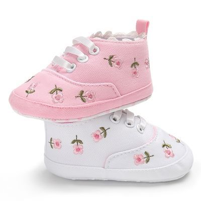 Crib Shoes Girl, Child Shoes, Baby Canvas, Zapatos Mary Jane, Toddler Summer, Flower Shoes, Girls Shoes Kids, Baby Sneakers, High Fashion Home