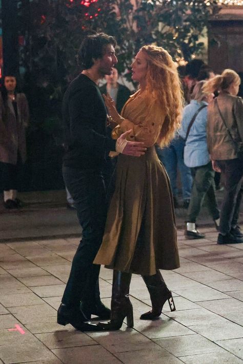 Blake Lively Outfits, Bloom Fashion, Todd Haynes, Justin Baldoni, Romance Movie, Blake Lively Style, Versace Gown, This Is Us Movie, Chad Michael Murray