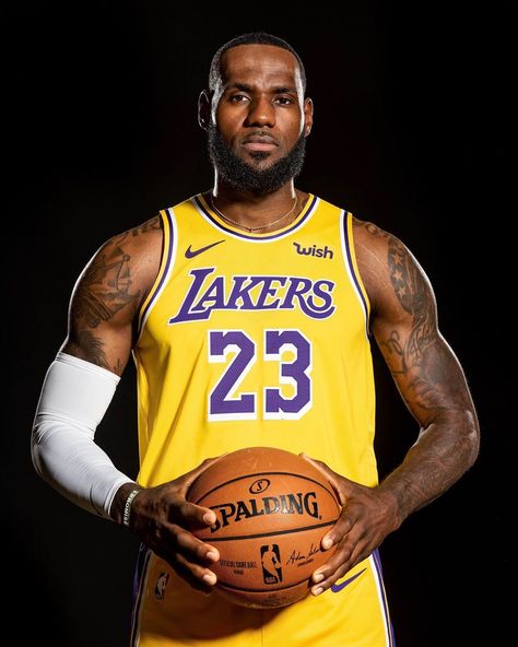 L.A Lakers. 🌴💥 #NBAMediaDay 📸 Lebron James Poster, James Basketball, Lebron James Basketball, Nba Lebron James, King Lebron James, Lebron James Lakers, King Lebron, Basketball Poster, Basketball Photos