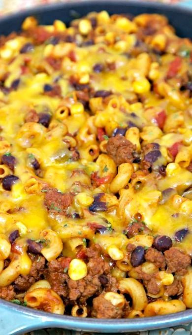 Tex Mex Goulash Recipes, Tex Mex Ground Beef Recipes, Southwest Goulash, Mexican Goulash Recipes, Tex Mex Goulash, Goulash Casserole, Southwestern Goulash, Taco Goulash, Goolosh Recipe