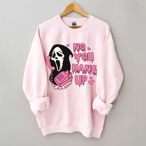 Women Air Force 1, Scary Santa, Cargo Pants Outfit Ideas, Fall Outfit Trends, Barbie Sweatshirt, October Holidays, White Air Force 1, Casual Halloween, Pick Up The Phone